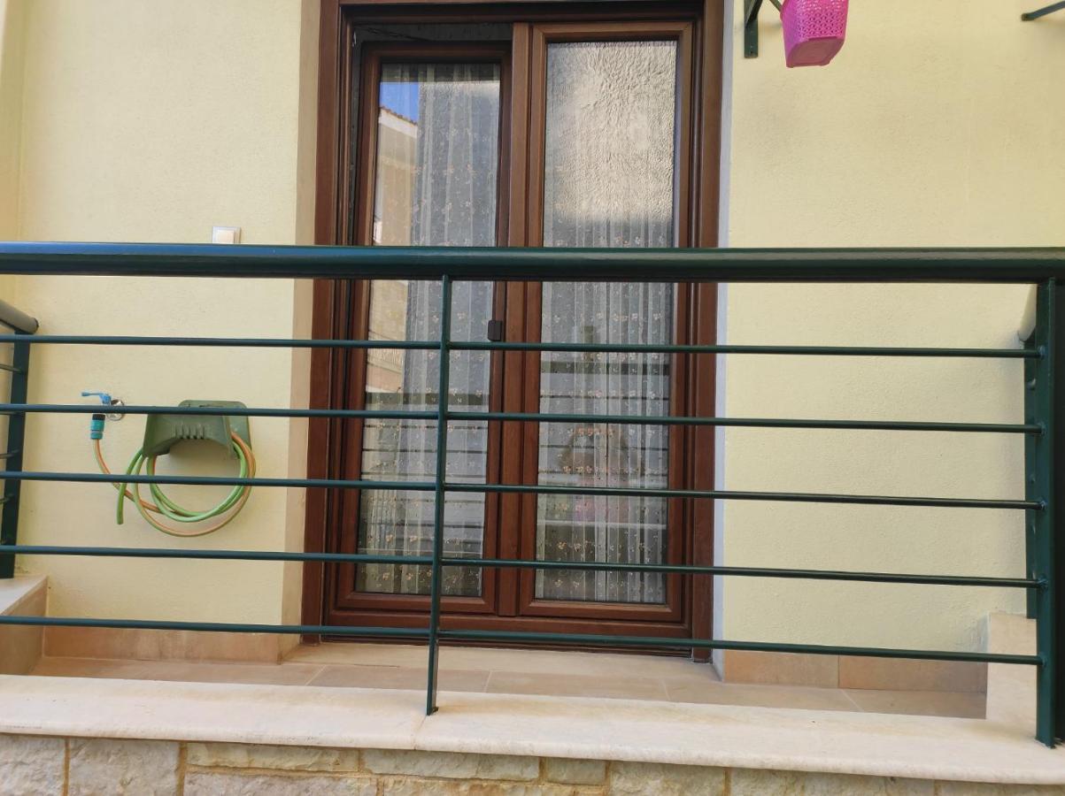 Eleni-Areti Apartment Pefkochori Exterior photo